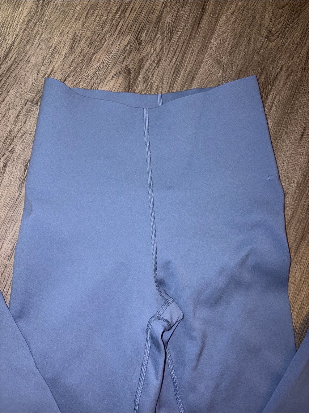 lululemon athletica Glow Up Super High Rise Tight Legging in Wash Denim - Picture 3 of 6